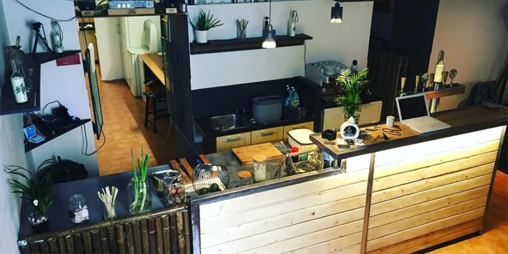Organické sushi: degustační set 56 ks a miso polévka pro 2 osoby