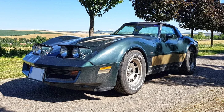 Sportovní veterán Chevrolet Corvette C3 - L82: 10–30 min. spolujízdy či řízení