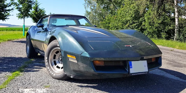 Sportovní veterán Chevrolet Corvette C3 - L82: 10–30 min. spolujízdy či řízení