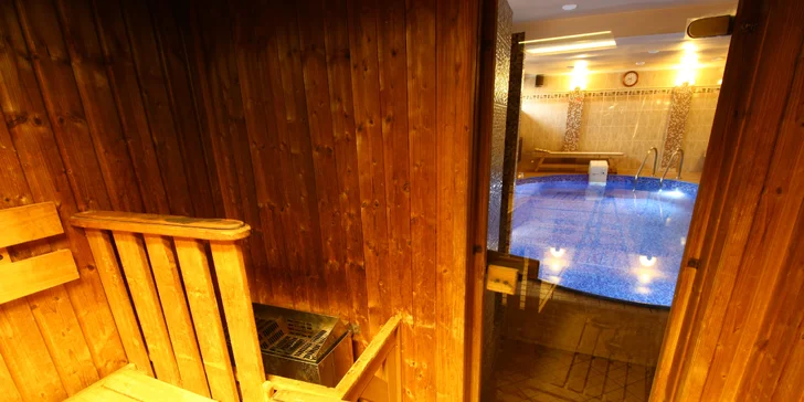 Privátní relaxace pro páry i party: vířivka nebo bazén a sauna