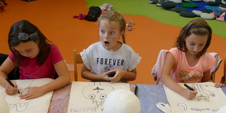Řemeslné kurzy pro malé i velké kutily: slaměné dekorace, vlněné výrobky i třeba pyrografie