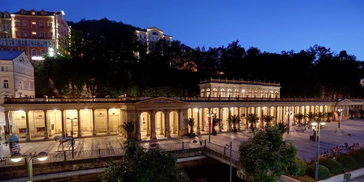 Relaxace v Karlových Varech: hotel přímo u kolonády, wellness a polopenze