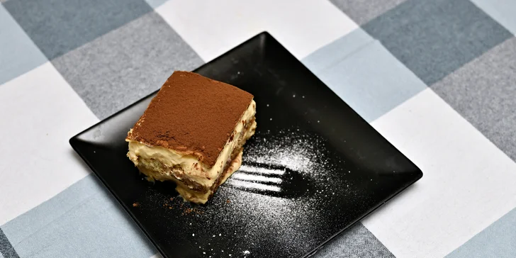 Pestré degustační menu pro dva: grilovaný mořský vlk nebo pražma a další chody i s láhví prosecca