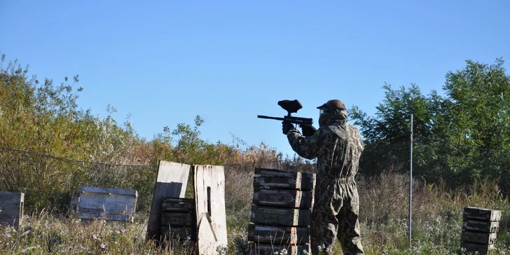 Hurá na čtyřkolky: 30 minut jízdy pro dítě a dospělé s poukazem na paintball