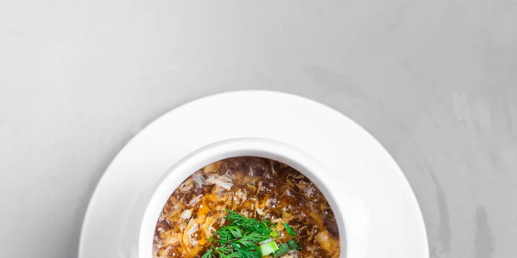 Asijské menu podle výběru s nealko nápojem případně i lahví vína