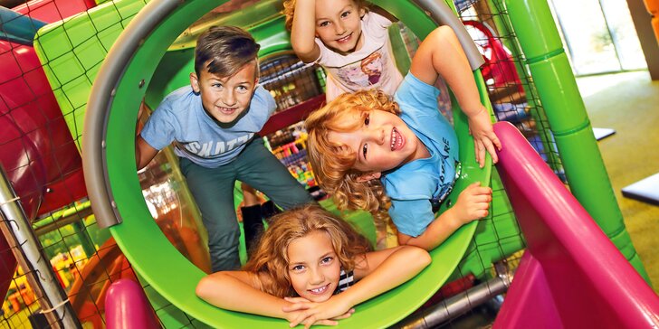 Zábava na celou sezónu: permanentky do zábavního parku Legendia pro děti i dospělé