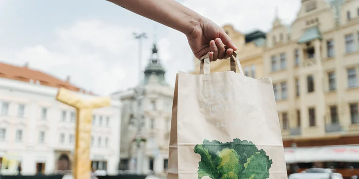 Jarní očista v Salad Boxu: otevřený voucher v hodnotě 400 nebo 800 Kč
