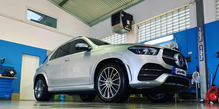 Auto jako ze škatulky: dezinfekce interieru ozonem vč. ručního čištění interiéru i karoserie