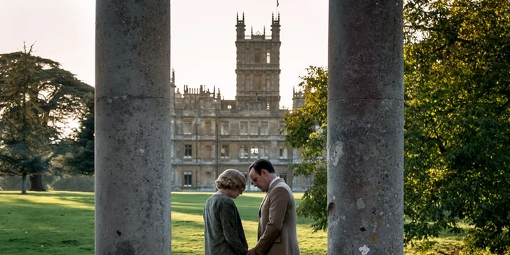 Dvě vstupenky do kina Lucerna na historické drama Panství Downton
