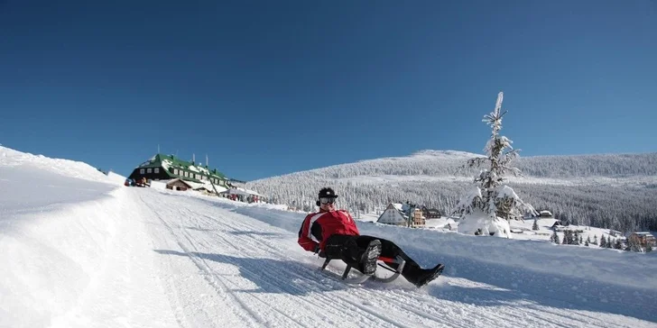 Zážitková jízda rolbou pro malé i velké: upravte dětský ski park nebo sáňkařskou dráhu