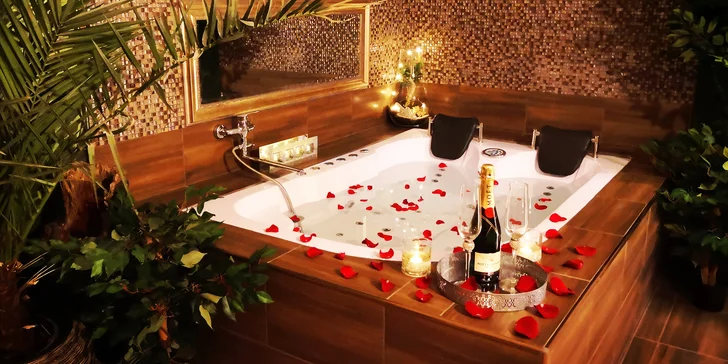 Romantika pro dva: 120 minut privátního wellness s možností občerstvení