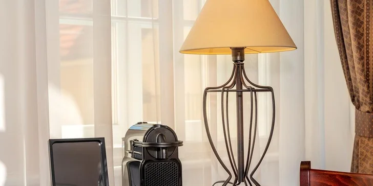 Pobyt v historickém centru Prahy: elegantní hotel se snídaní a plavbou po Vltavě