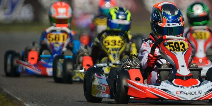 Dětská škola kartingu pro malé jezdce i jezdkyně: základní znalosti jízdy na motokárách