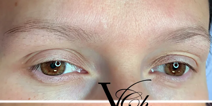 Permanentní make-up obočí pudrovou metodou