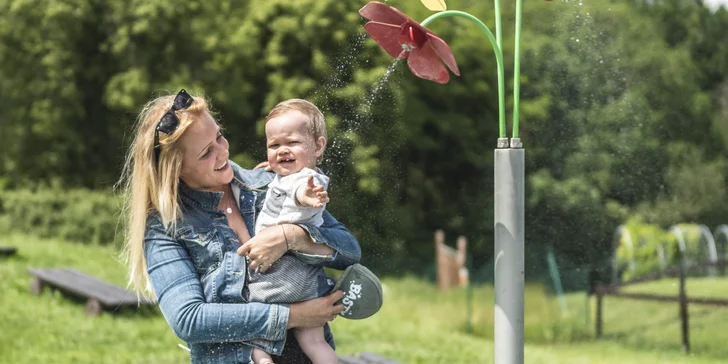 Rodinné vstupenky do Farmaparku: obrovský areál plný zvířátek a zábavy