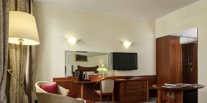 Luxusní pobyt ve Slovinsku: secesní hotel v centru Lublaně, snídaně a neomezeně bazén i sauny
