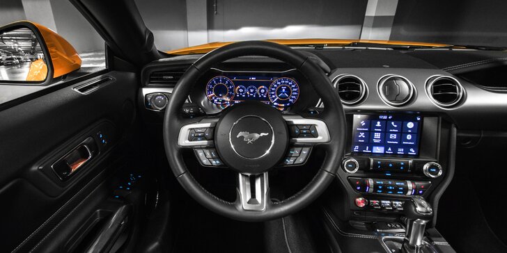 20–60 min. řízení nejnovějšího Mustangu GT 5.0 Cabrio s výkonem 480 koní