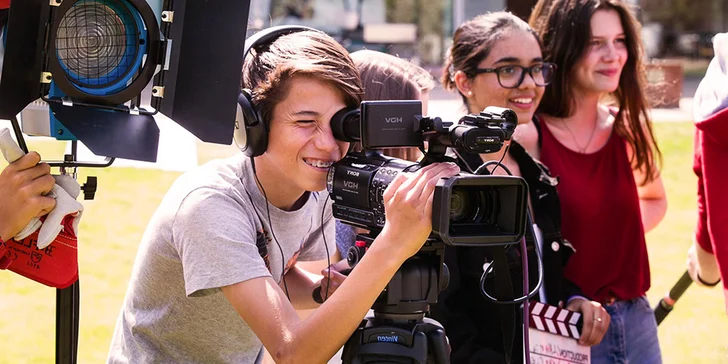 Staň se YouTuberem: půldenní workshop pro mladé od 10 do 18 let