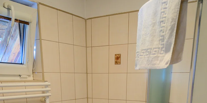 Poznejte krásy Beskyd: aktivní pobyt v penzionu se saunou a snídaněmi