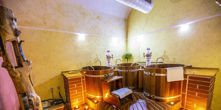 90 minut wellness v historickém Táboře: pivní lázeň, sauna a neomezená konzumace piva pro dva