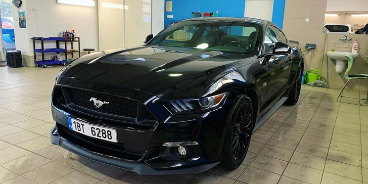 Auto jako ze škatulky: dezinfekce interieru ozonem vč. ručního čištění interiéru i karoserie
