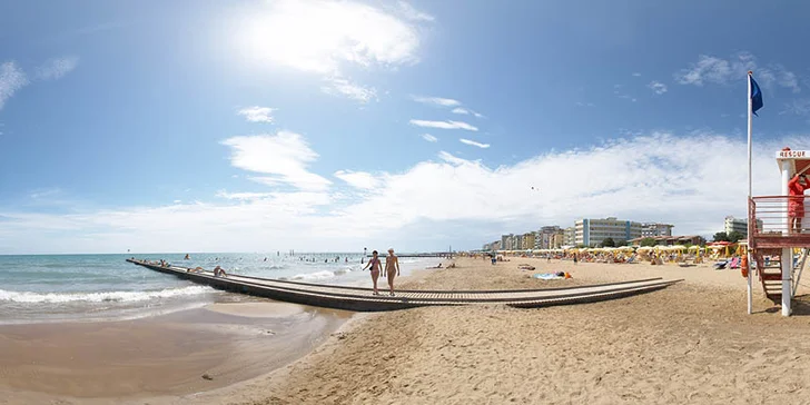 Lido di Jesolo je největší a nejživější letovisko celé Benátské riviéry a vy zde strávíte 2 krásné dny.