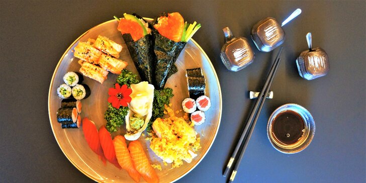 26 nebo 63 kousků sushi s avokádem, lososem, tuňákem i okurkou