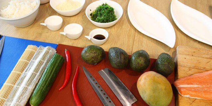 Naučte se připravit si ty nejlepší rolky: Sushi kurzy pro začátečníky i pokročilé