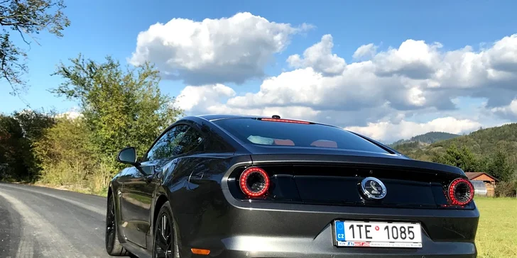 3–5 kol na technické trati v autě podle výběru: Mustang, Dodge, Nissan, Lamborghini i Ferrari