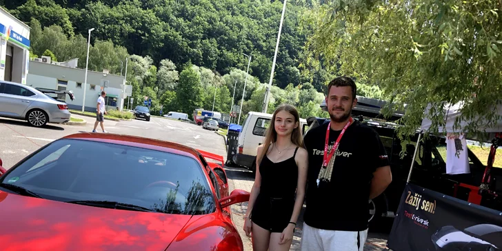 3–5 kol na technické trati v autě podle výběru: Mustang, Dodge, Nissan, Lamborghini i Ferrari
