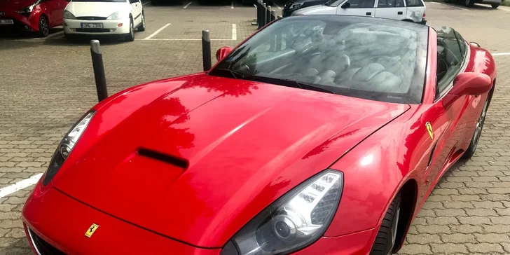 3–5 kol na technické trati v autě podle výběru: Mustang, Dodge, Nissan, Lamborghini i Ferrari
