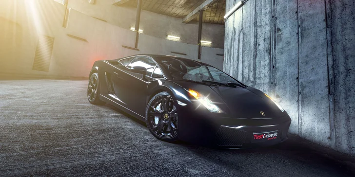 3–5 kol na technické trati v autě podle výběru: Mustang, Dodge, Nissan, Lamborghini i Ferrari