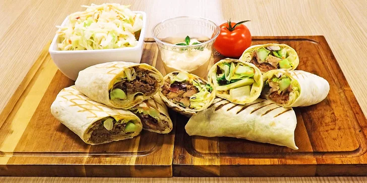 Dobroty s sebou: wrap podle výběru, salát coleslaw i domácí dip