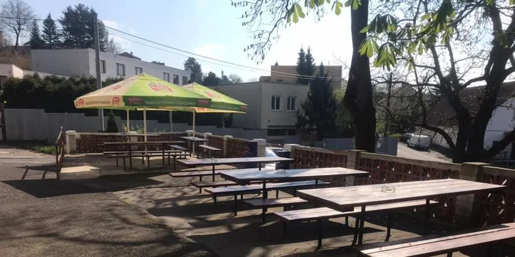 Pořádná hostina: cheeseburger menu nebo degustační menu pro 2 osoby