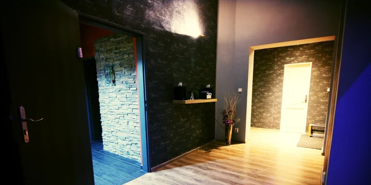 Romantika pro dva: 2 hodiny v privátním wellness s vířivkou, saunou a třeba i sektem
