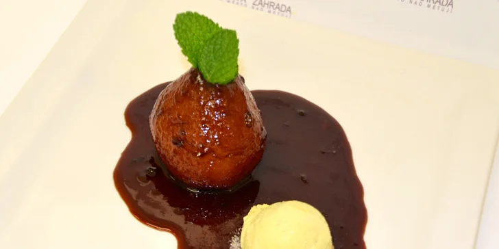 3chodové menu pro 2 osoby v Rajské zahradě s krásným výhledem