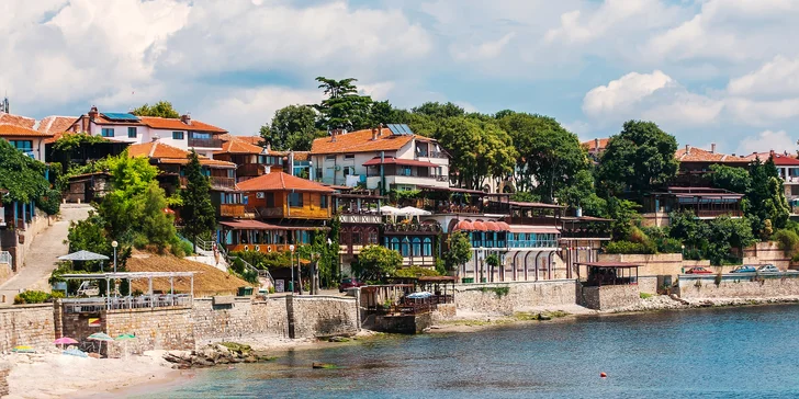4* pobyt pro páry i rodiny na Slunečném pobřeží: ubytování až na 7 nocí, venkovní bazén a all inclusive program