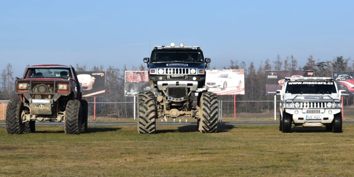 15min. jízdy pro milovníky terénu: Hummer H2, Monster Truck i Trial Truck