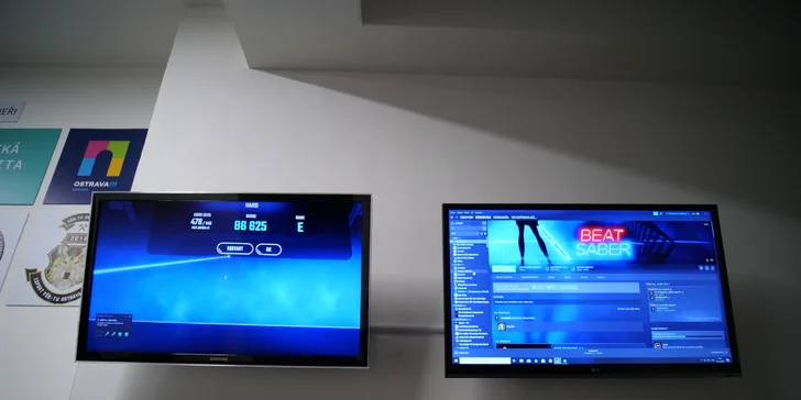 Virtuální realita pro více hráčů: Multiplayer 4 konzole na 1-3 hodiny