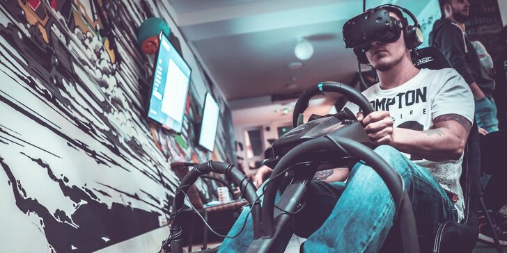 Realita Gaming Bar: zajeďte si hodinu na herních stanicích sami nebo ve dvou