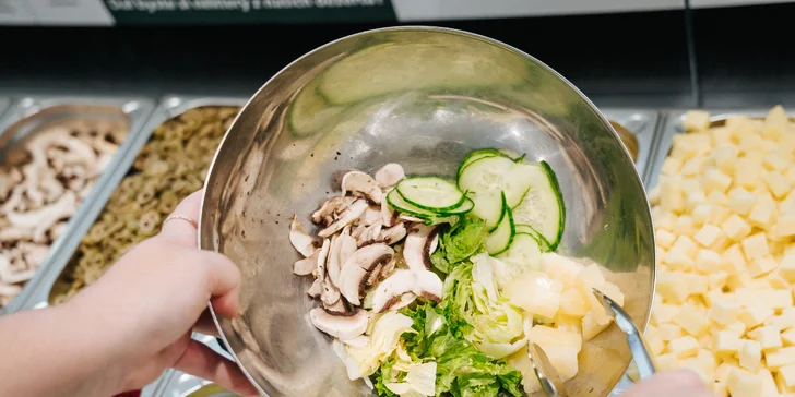 Jarní očista v Salad Boxu: otevřený voucher v hodnotě 400 nebo 800 Kč