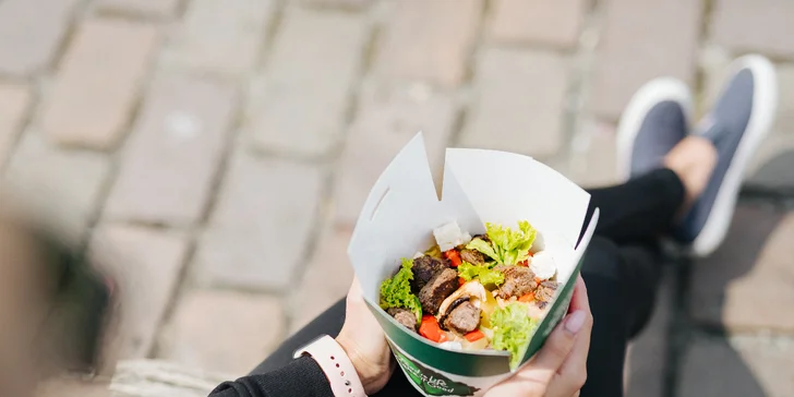 Jarní očista v Salad Boxu: otevřený voucher v hodnotě 400 nebo 800 Kč