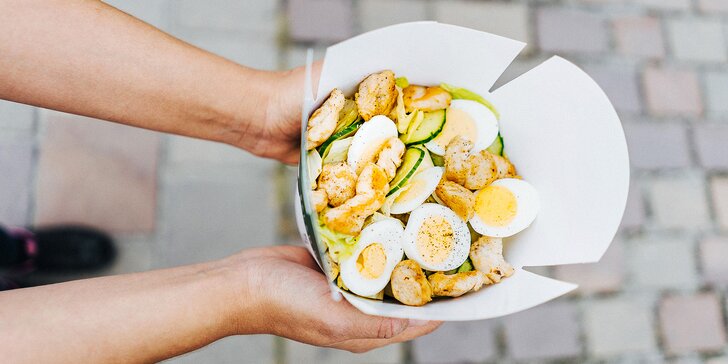 Jarní očista v Salad Boxu: otevřený voucher v hodnotě 400 nebo 800 Kč