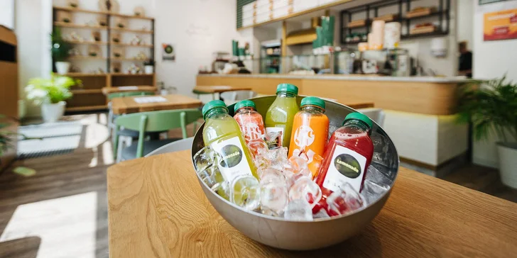 Jarní očista v Salad Boxu: otevřený voucher v hodnotě 400 nebo 800 Kč
