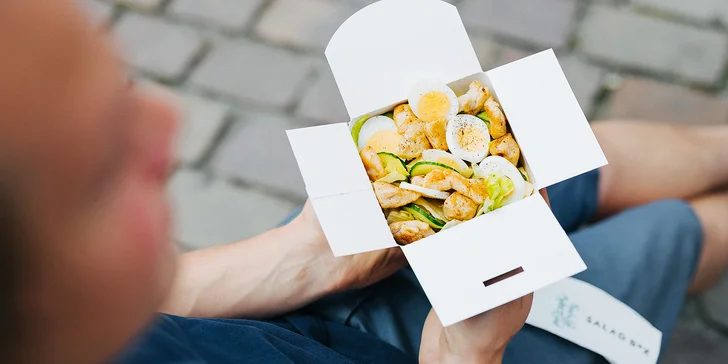 Jarní očista v Salad Boxu: otevřený voucher v hodnotě 400 nebo 800 Kč