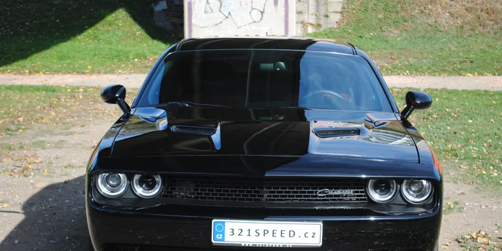 Dodger Challenger 5.7 HEMI k zapůjčení na 6, 12 nebo 24 hodin