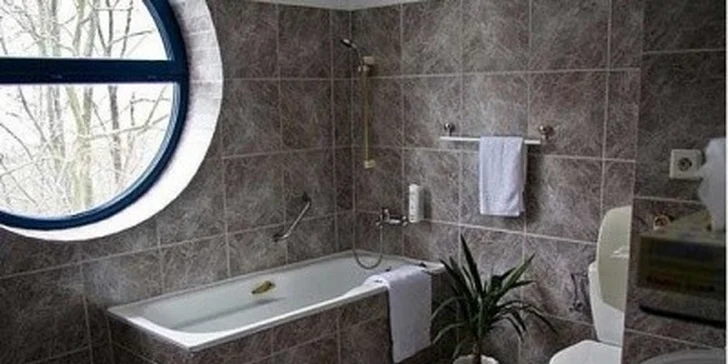 2745 Kč za 3denní luxusní pobyt pro DVA v Interhotelu America****. Snídaně, večeře, wellness a romantika Píseckých hor se  slevou 50 %!