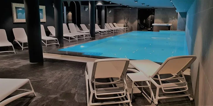 Parádní pobyt na Istrii pro dva i rodinu: hotel u moře, polopenze, neomezený wellness i herna