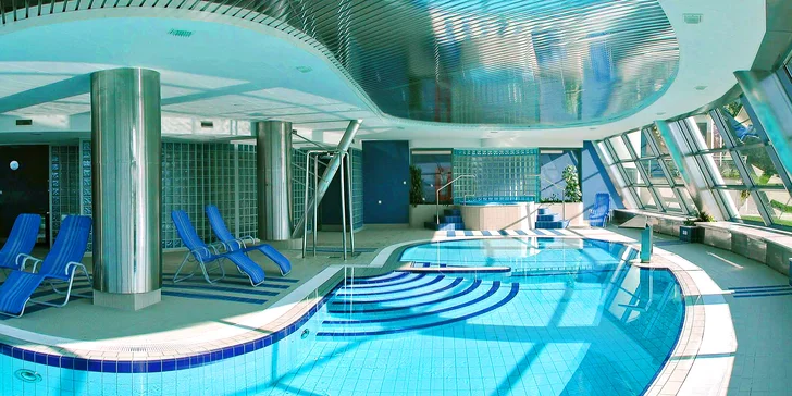 5* relax v polských Beskydech: bazén s výhledem, wellness a polopenze, v zimě super na lyže