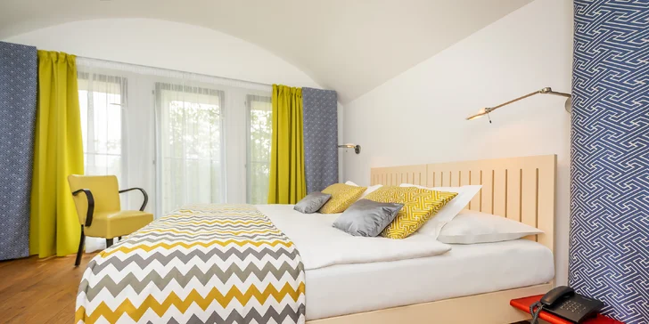 Relax i romantika v designovém hotelu: polopenze, privátní sauna i vstup do bazénu